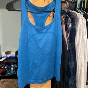 lululemon tank
